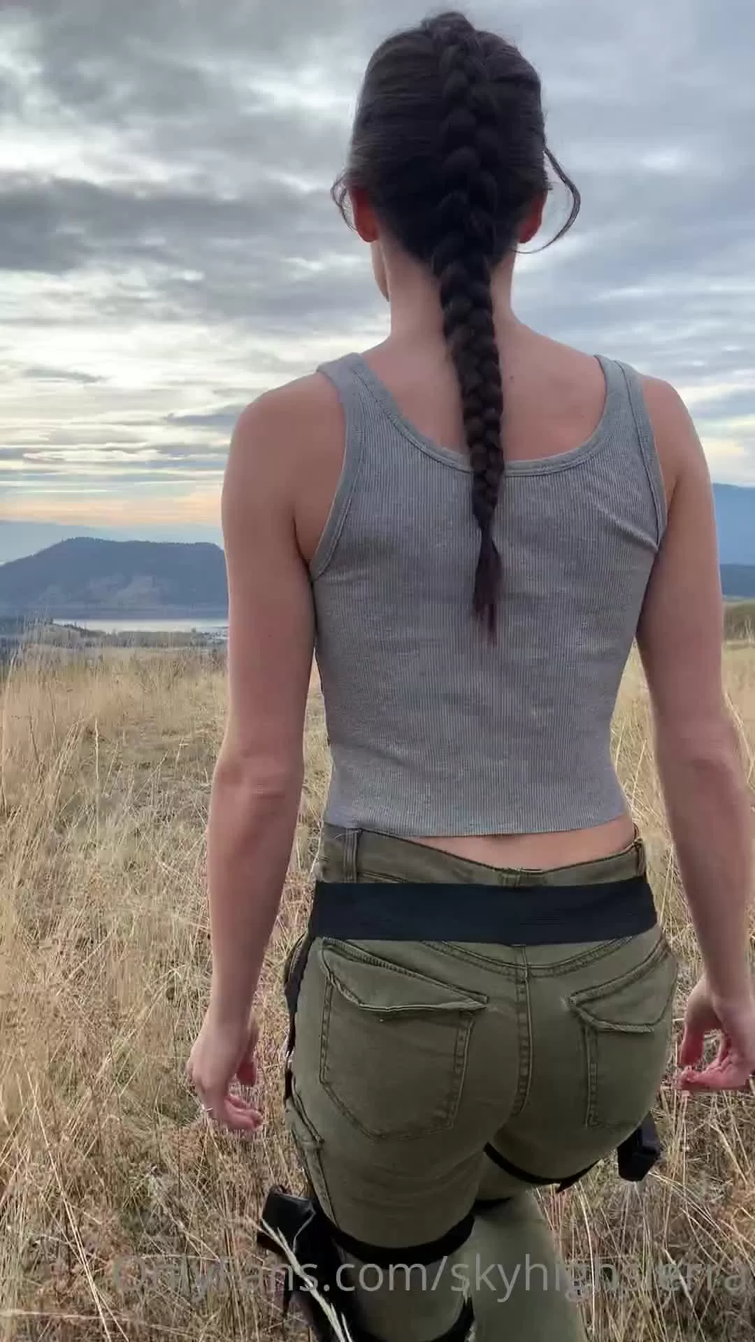 SkyHighSierra – Lar: Outdoor Tease in Nature