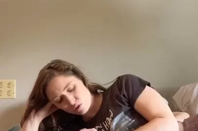Eatpraydong – Oral Sex Scene with Two Female Performers