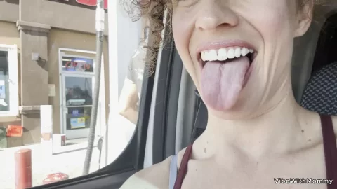 VibeWithMommy: I Just Let This Random Guy Cum Inside Me