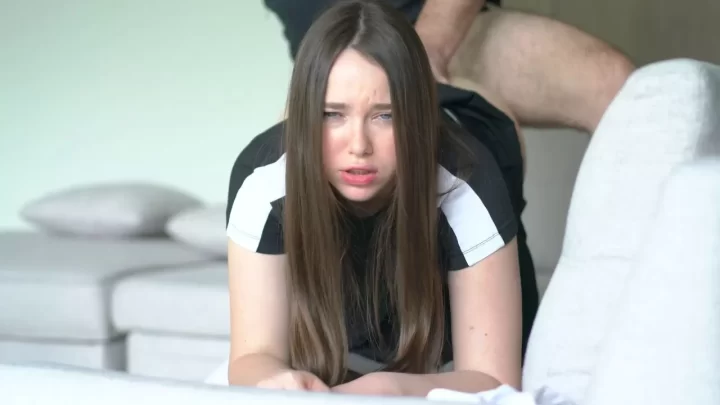 Took His Stepsister’s Anal Virginity And Cum All Over Her Face Bonnie