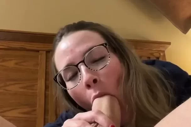 Jessieandjackson: Impromptu Hotel Throat Fuck Ball Sucking Swallow