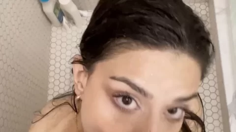 Whoahannahjo – Nude Videos Blowjob in Shower