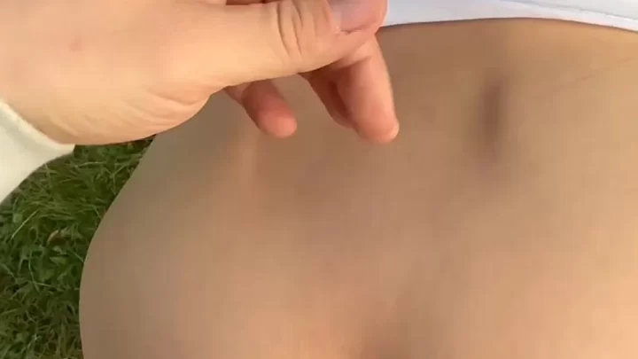 Halli N Lover OUTDOORS SEX TAPE