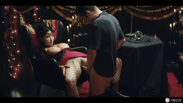 Clea Gaultier & Sam Bourne: Witch’s Gift – UltraHD Performance