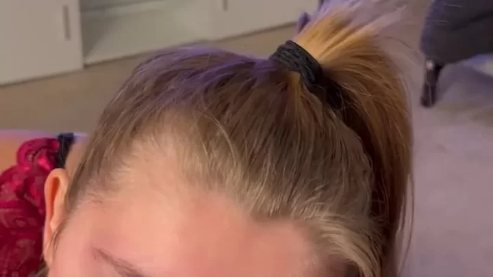 0 Amyyyy00 Playing With a Dick