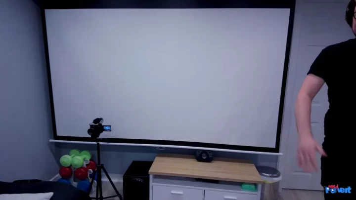 NerdPervert E0 Louise Lee Famous Noshing