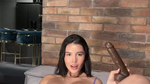 Hanna Miller – Biggest Black Dildo To Date