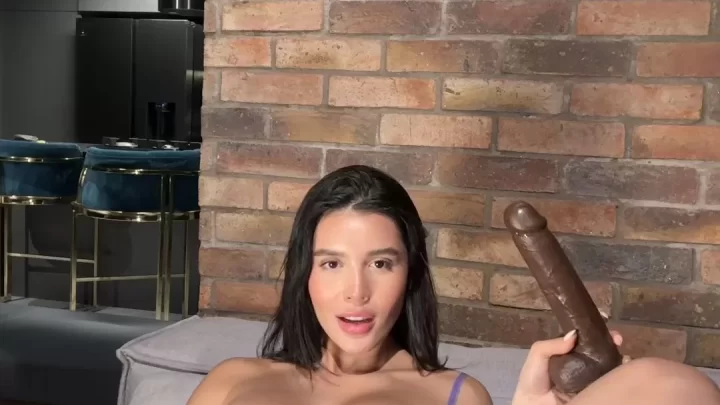 Hanna Miller – Biggest Black Dildo To Date