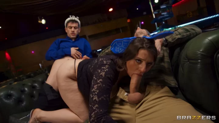Brazzers Exxtra – Luna Doll, The Stag UltraHD