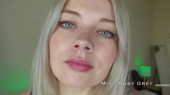 Miss Ruby Grey – The Power of My Eyes