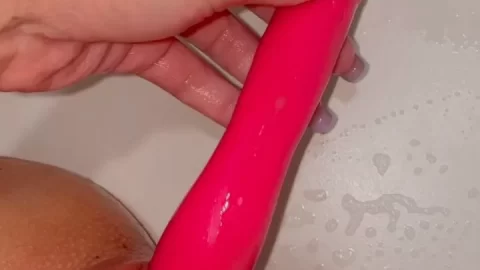 join telegram @ – 1 girl, vibrator in bathtub