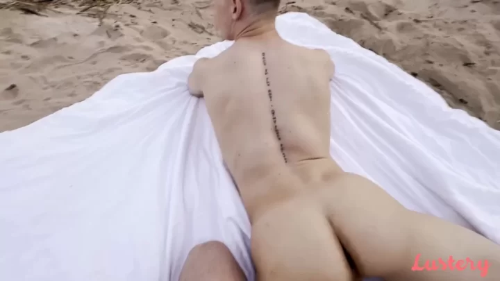 Lustery E – Evan And Matthew The Crack Of Dawn