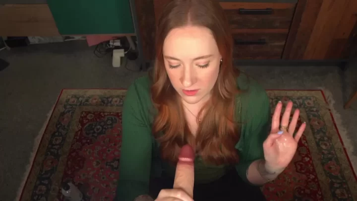 Fionadagger – Mom, I Got My Dick Stuck