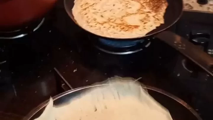 Slim white girl cooks then fucks