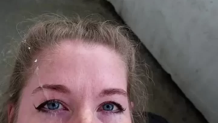Blonde Girl Gives Oral in Hallway