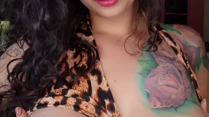 Brunette with Tattoos Exposes Herself