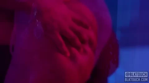 BLKTOUCH – Princess Cairo Top Down