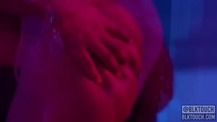 BLKTOUCH – Princess Cairo Top Down