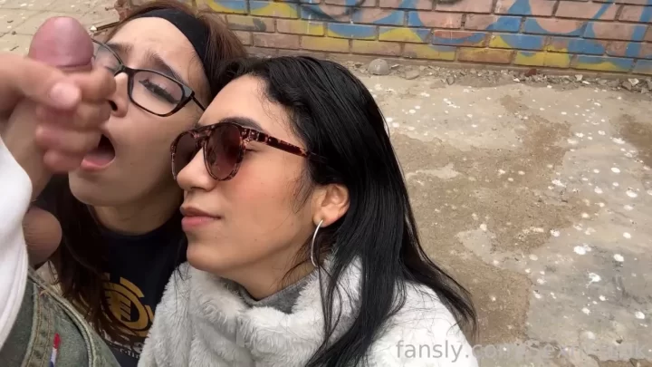 sexnfreak – double blowjob and cumwalk from out of an abandoned buildi