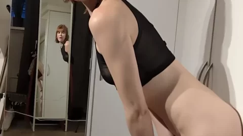 Pix Ie Pink – A Messy Vid Of How I Like To Disturb The Neighbors