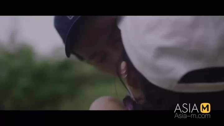 Asian teens threesome outdoor