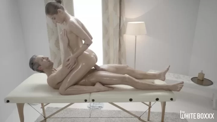 Pleasure By Hand HD Web Full
