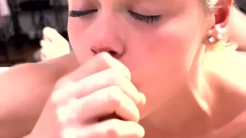 Marley Wynn Deepthroat and Throatpie