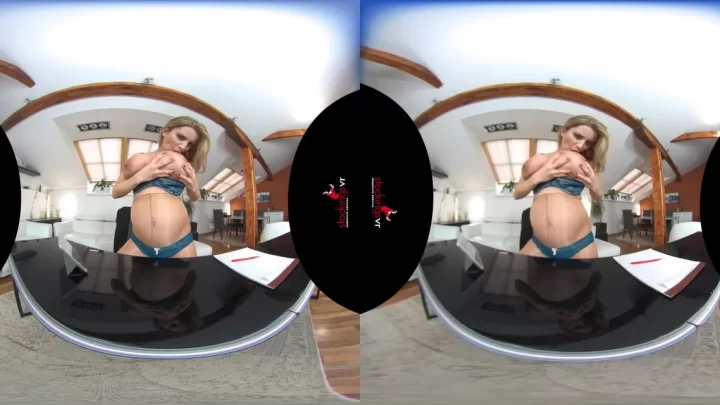 StockingsVR – Pregnant Secretary in Pantyhose Oculus