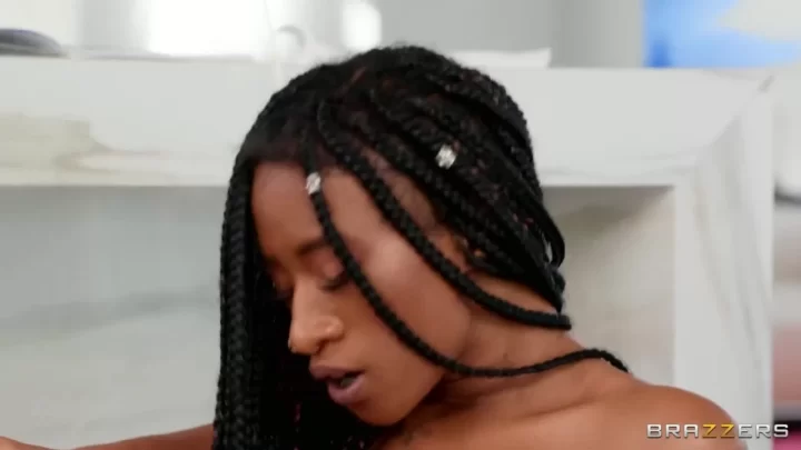 BrazzersExxtra – Mini Stallion Gets A Dicking