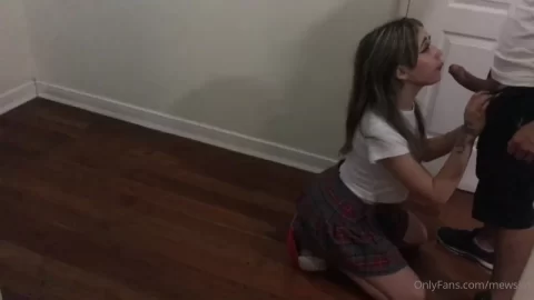 Blonde teen gives oral in bathroom