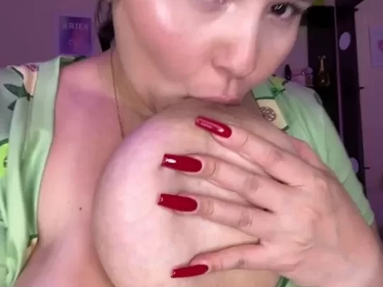 Madeli Suck Her Big Juggs