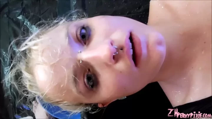 PervyPixie – Pissboarding Piss