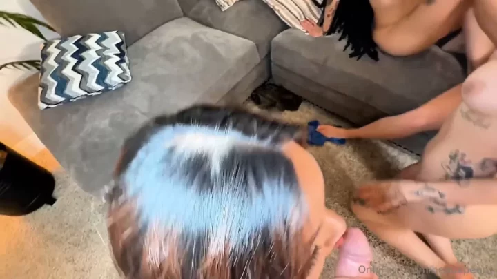 Lucymochi X Zoey DG X Novacane X Yungsuccubus Lesbian Sorority Sluts O