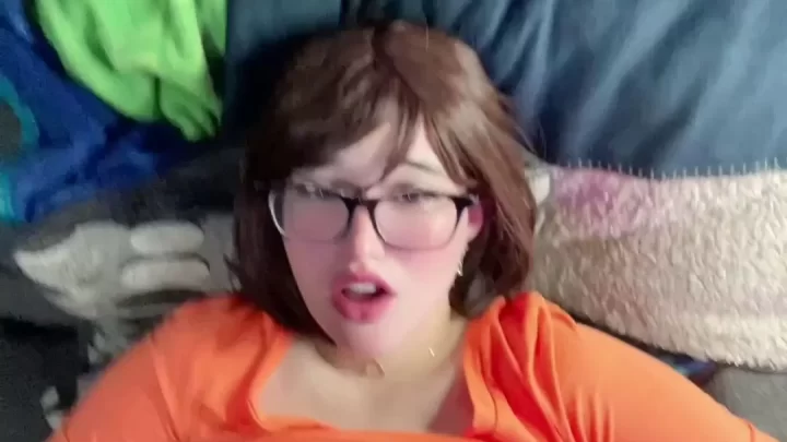 lilwaifulia boobjob dressed as velma