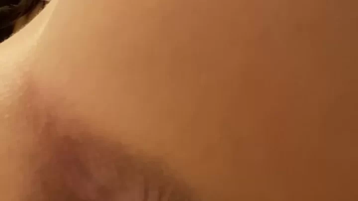 Slim White Girl with Braids Shows Off Armpit and Tits