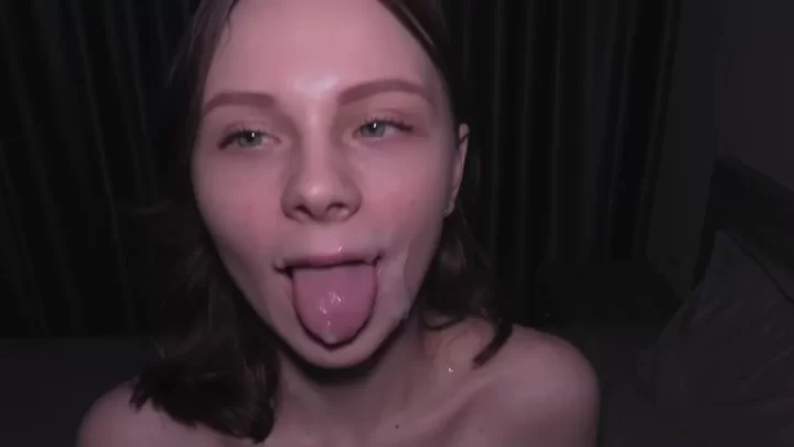 hiyouth – messy facials by cute amateur slut