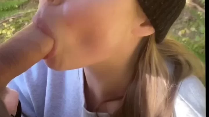 0 ava nicks sucking d in the garden