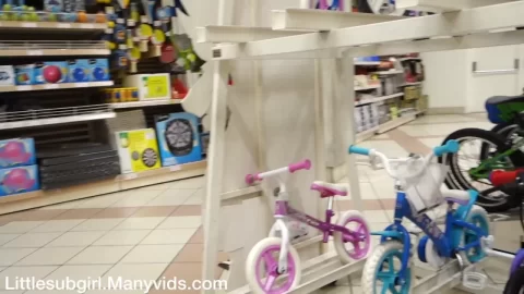 manyvids – subgirl – gyno exam in supermarket