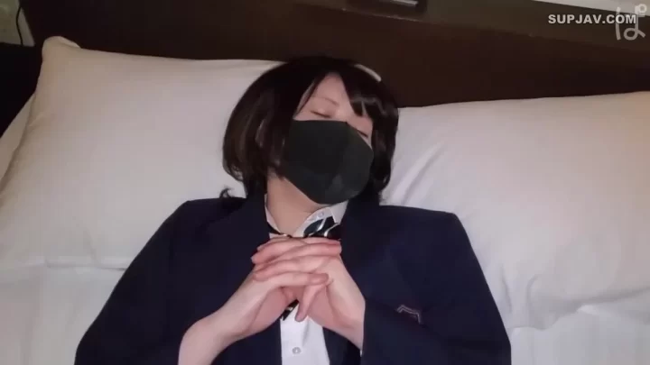 Asian teens oral and sex on bed