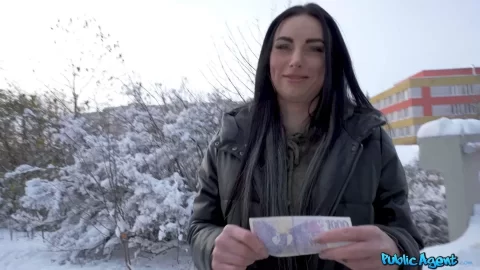 Salina Shein Blowjob in Snow