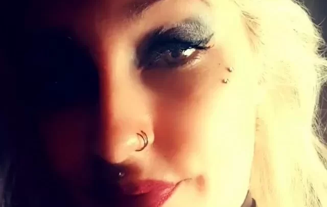 Blonde teen with septum ring fucks herself