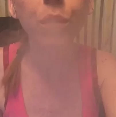 Lilly Red dcbbddc0e
