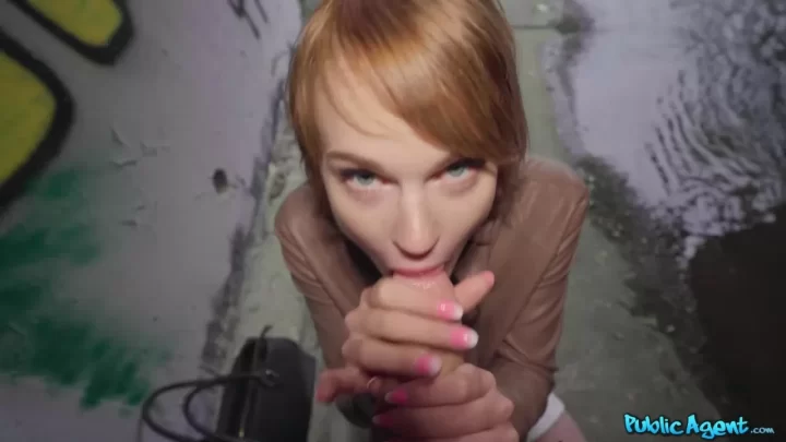 Blonde girl gives blowjob in alleyway