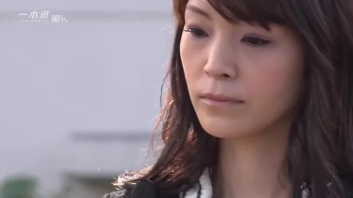 Asian Threesome with Oral and Vaginal Sex