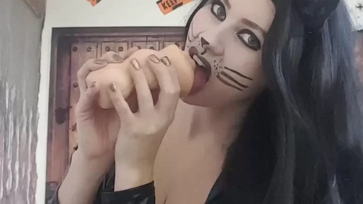 Teen with cat ears fucks herself with toy
