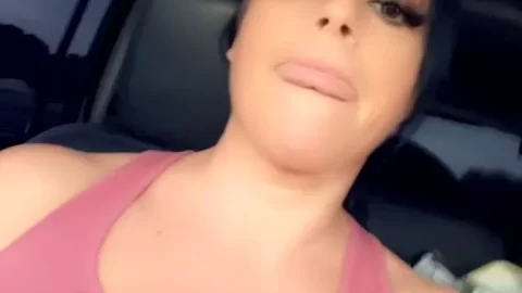 curvy white woman exposes big breasts in car and outdoors