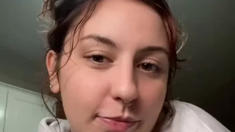 Brunette girl with nose ring fucks herself