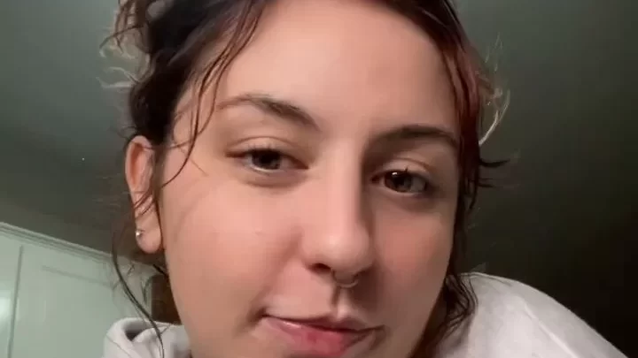 Brunette girl with nose ring fucks herself