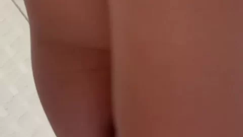curvy latina girl in cat mask fucks herself