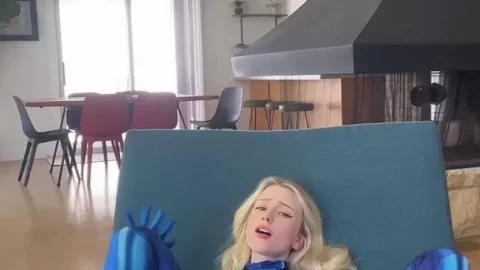 Msfiiire – Masturbates In a Costume